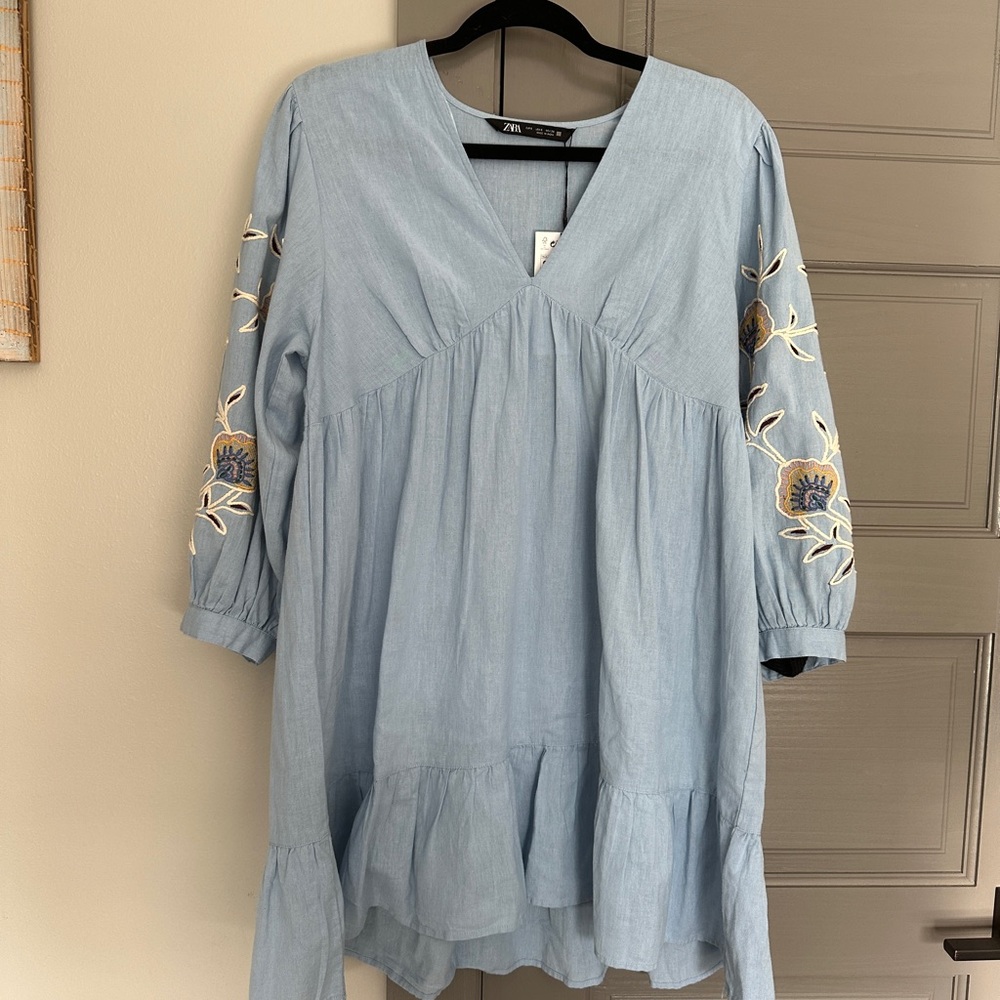 NWT embroidered long sleeve cotton/linen mini dress